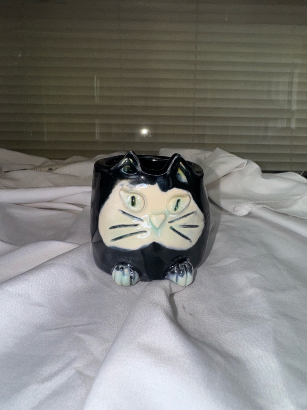 Hand made Ceramic Black & Cream Cat Planter
